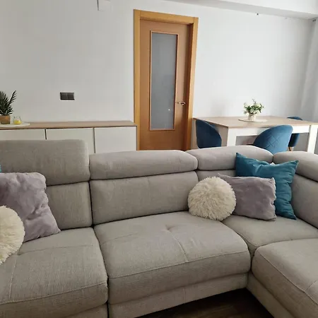 Alloggio in famiglia Quarto Com Banheiro Privado Em Apartamento Familiar *